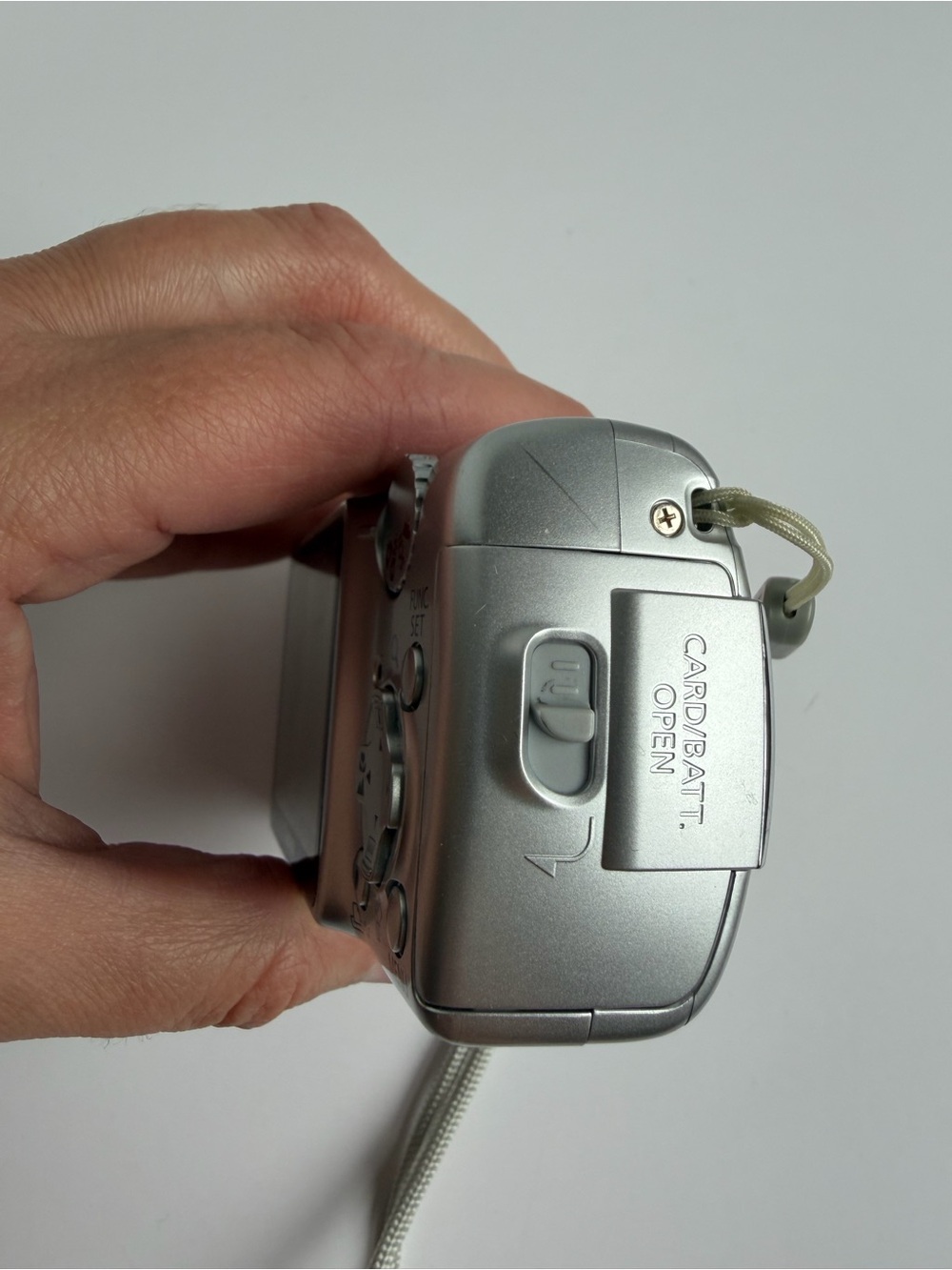 Canon PowerShot A470 Digital Camera Silver Orange Tested Works 7.1 MP 3.4X Zoom - Picture 8 of 14